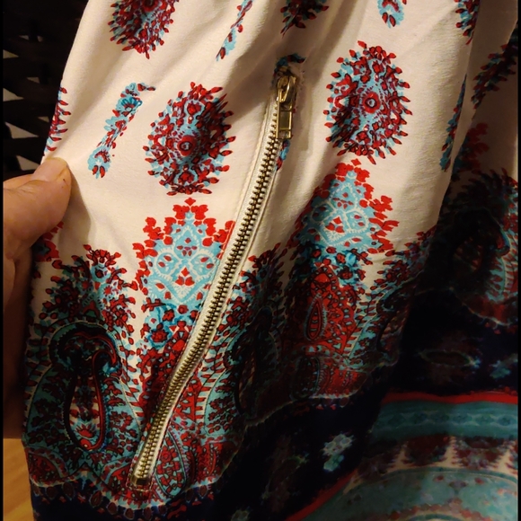 Dress - Picture 2 of 3